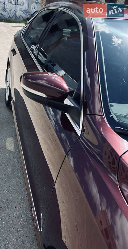 Седан Volkswagen Passat 2013 в Тернополе