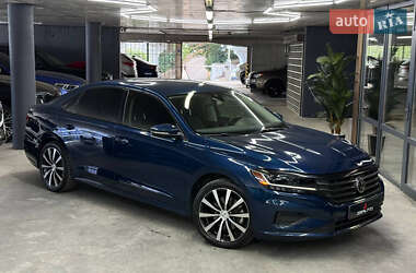 Седан Volkswagen Passat 2020 в Одессе