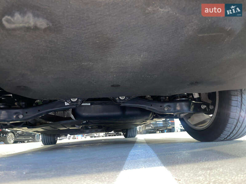 Седан Volkswagen Passat 2017 в Одессе