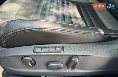 Седан Volkswagen Passat 2017 в 