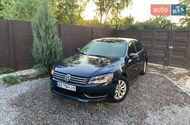 Седан Volkswagen Passat 2012 в Харкові