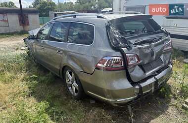 Універсал Volkswagen Passat 2013 в 