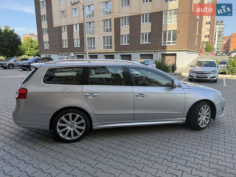 Універсал Volkswagen Passat 2010 в Львові