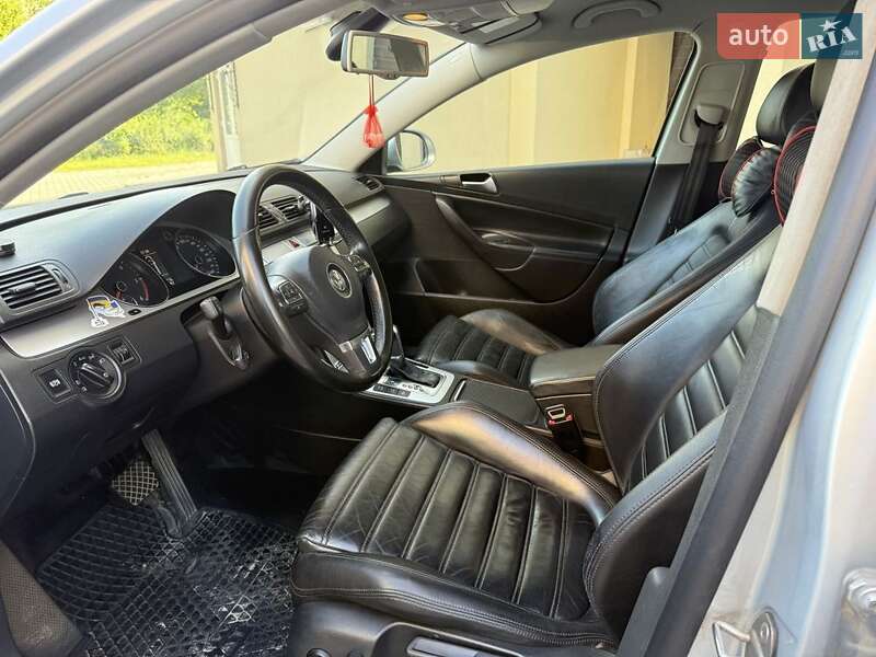 Універсал Volkswagen Passat 2010 в Львові