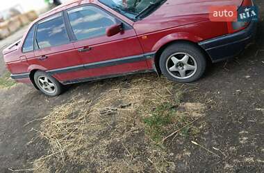 Седан Volkswagen Passat 1989 в Затишші