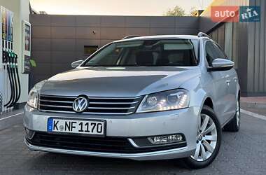 Универсал Volkswagen Passat 2012 в Дрогобыче