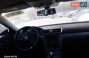 Седан Volkswagen Passat 2014 в 