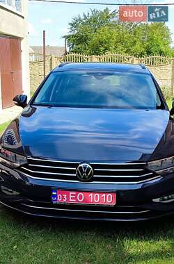 Універсал Volkswagen Passat 2021 в Дубні