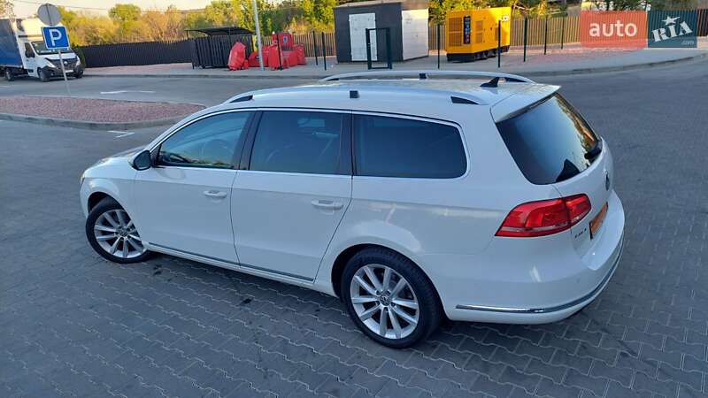 Универсал Volkswagen Passat 2013 в Одессе