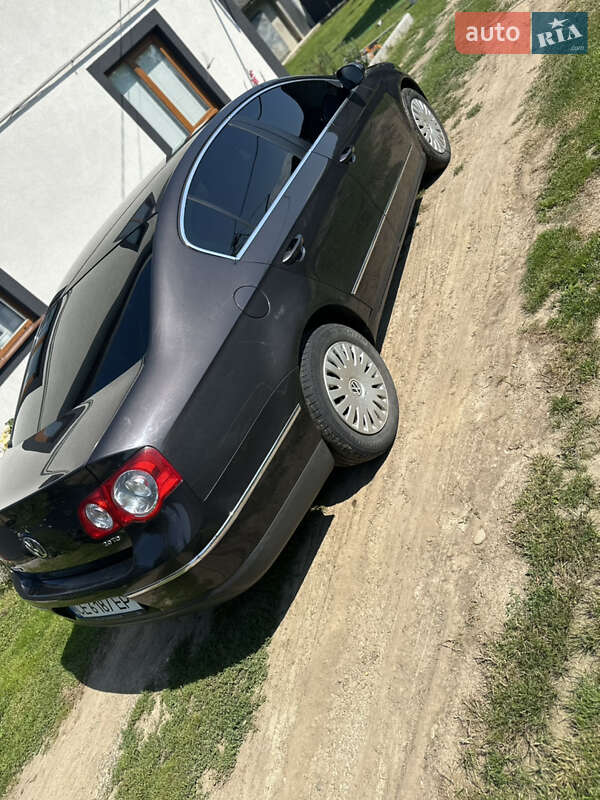 Седан Volkswagen Passat 2006 в Вашковцах