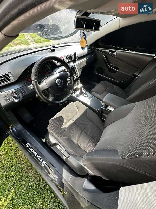 Седан Volkswagen Passat 2006 в Вашковцах
