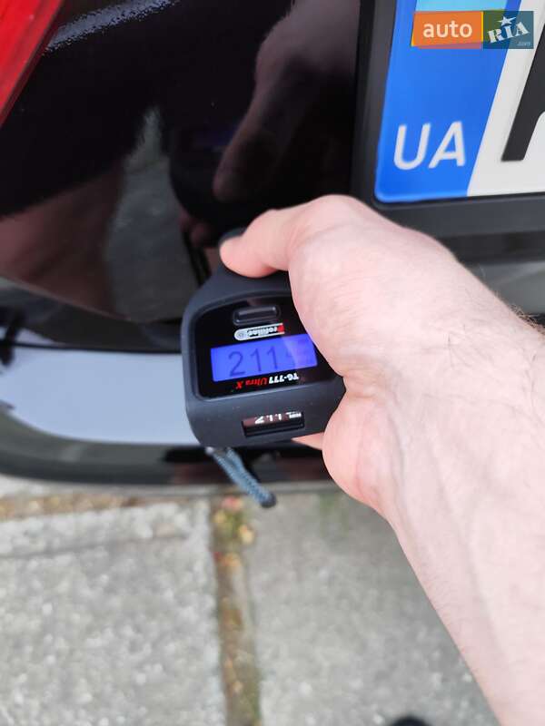 Седан Volkswagen Passat 2012 в Черкассах