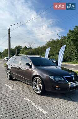 Универсал Volkswagen Passat 2010 в Львове