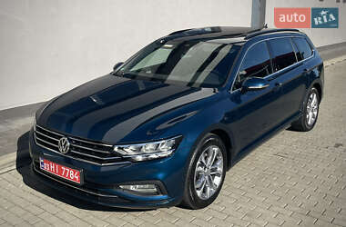 Універсал Volkswagen Passat 2020 в Мукачевому