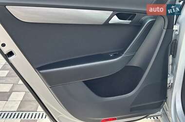 Універсал Volkswagen Passat 2014 в 