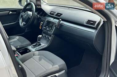 Універсал Volkswagen Passat 2014 в 