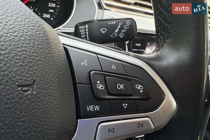Універсал Volkswagen Passat 2020 в Бережанах