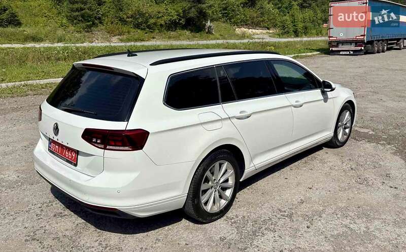 Універсал Volkswagen Passat 2020 в Бережанах