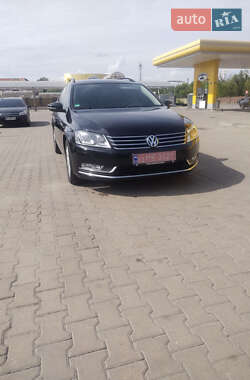 Универсал Volkswagen Passat 2014 в Дубно