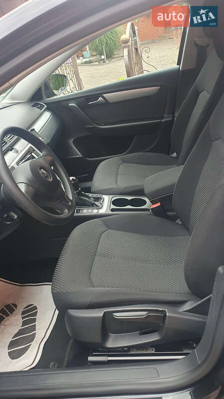 Универсал Volkswagen Passat 2013 в Костополе