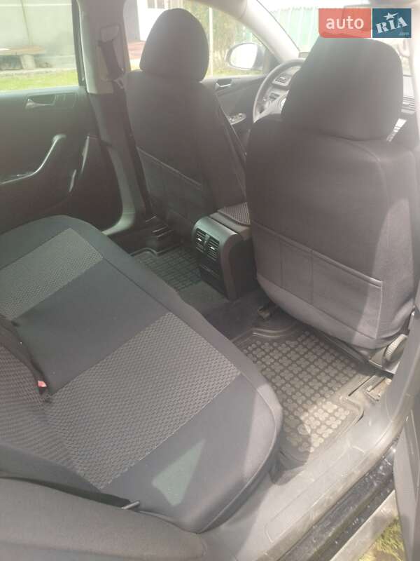 Универсал Volkswagen Passat 2007 в Снятине