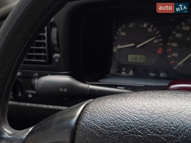 Седан Volkswagen Passat 1994 в Хмельницком