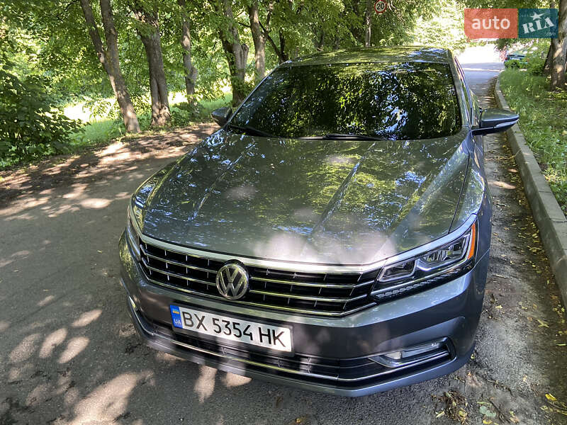 Седан Volkswagen Passat 2018 в Хмельницькому