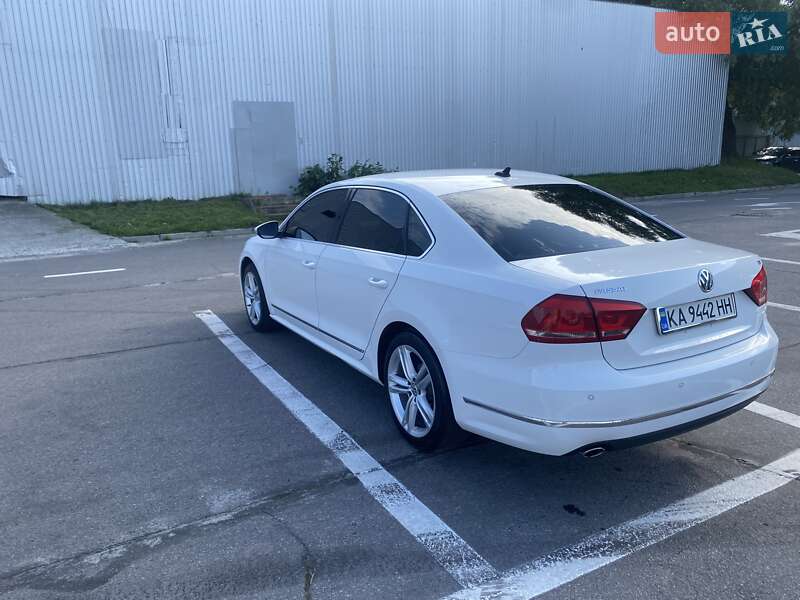 Седан Volkswagen Passat 2014 в Кропивницькому