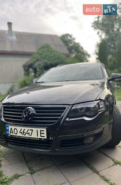 Універсал Volkswagen Passat 2006 в Солочин