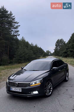 Седан Volkswagen Passat 2018 в Кременчуге
