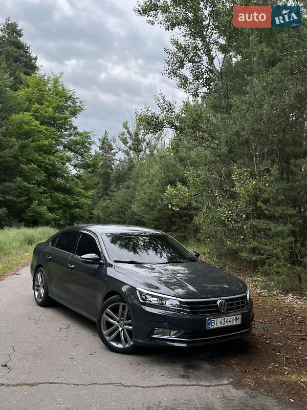 Седан Volkswagen Passat 2018 в Кременчуці