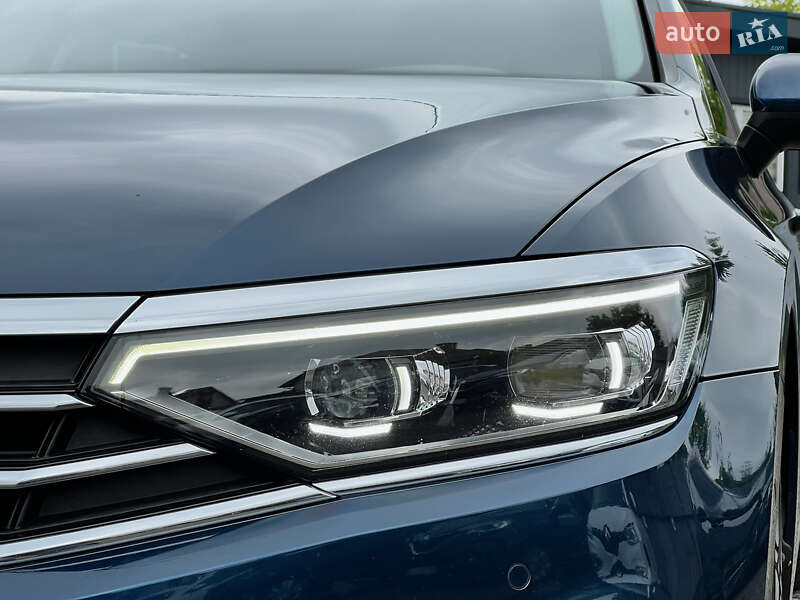 Универсал Volkswagen Passat 2022 в Луцке
