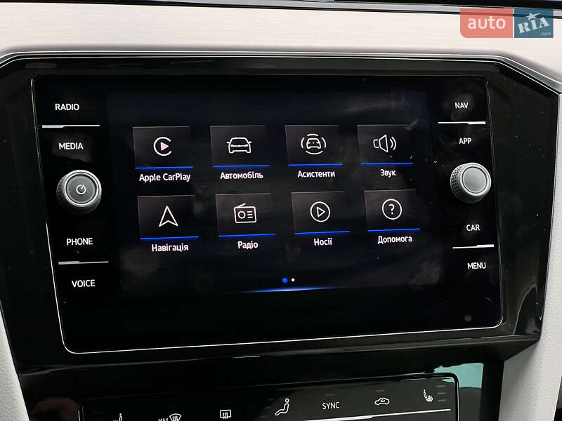 Универсал Volkswagen Passat 2022 в Луцке