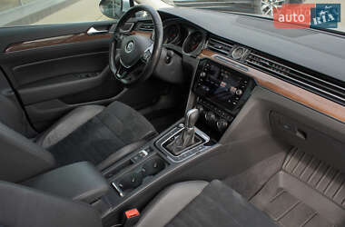 Седан Volkswagen Passat 2018 в 