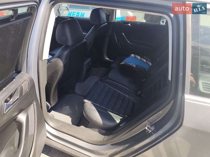 Універсал Volkswagen Passat 2006 в Івано-Франківську фото 2 Універсал Volkswagen Passat 2006 в Івано-Франківську