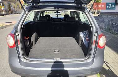 Универсал Volkswagen Passat 2006 в Ивано-Франковске