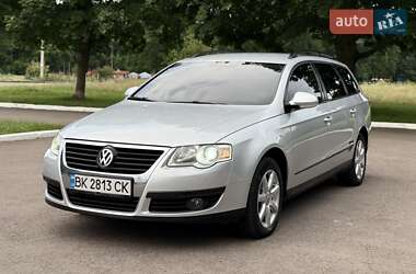 Универсал Volkswagen Passat 2009 в Ровно