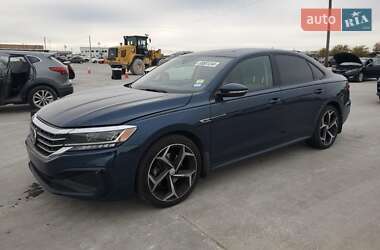 Седан Volkswagen Passat 2020 в Киеве