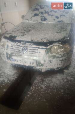 Седан Volkswagen Passat 2001 в Білогір'ї