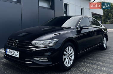 Седан Volkswagen Passat 2019 в Ужгороде