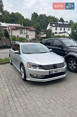 Седан Volkswagen Passat 2015 в Львове