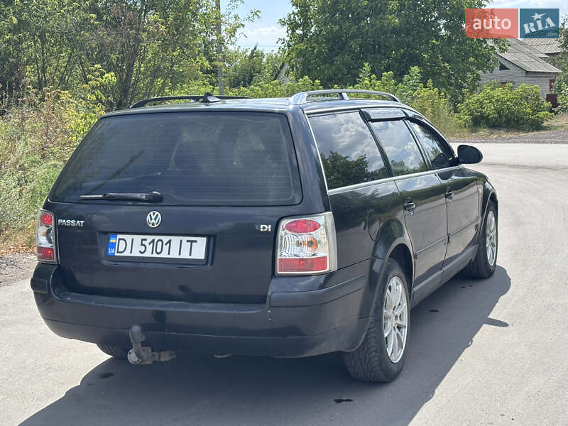 Універсал Volkswagen Passat 2001 в Добропіллі