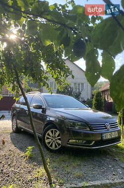 Універсал Volkswagen Passat 2012 в Мукачевому