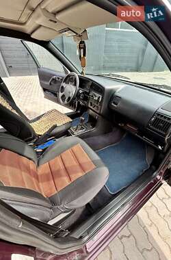 Универсал Volkswagen Passat 1993 в Львове