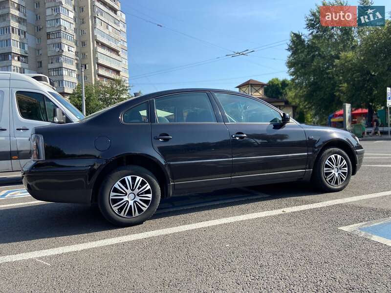 Седан Volkswagen Passat 2000 в Черкассах