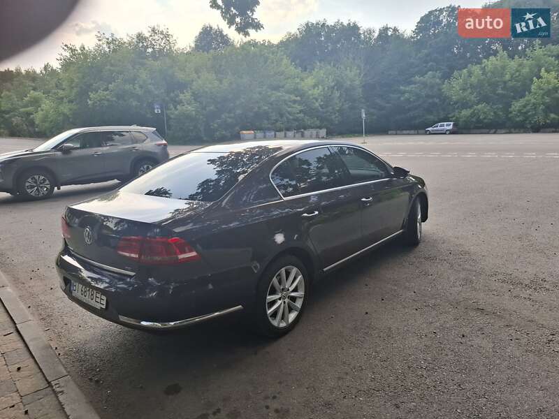 Седан Volkswagen Passat 2011 в Полтаві