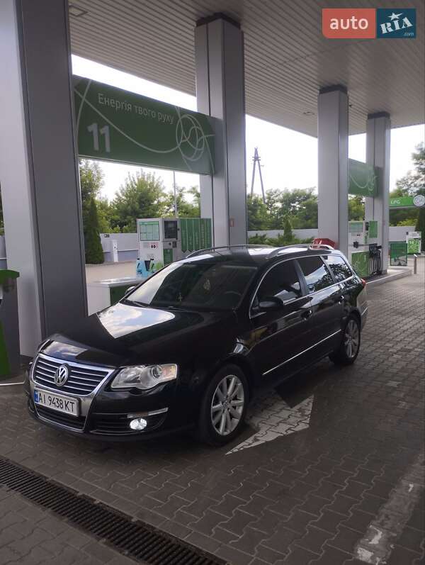 Универсал Volkswagen Passat 2008 в Киеве