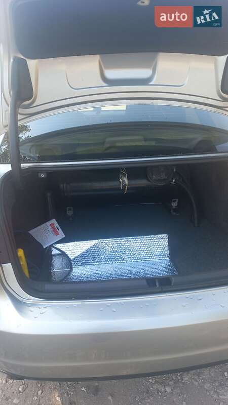 Седан Volkswagen Passat 2012 в Кривом Роге