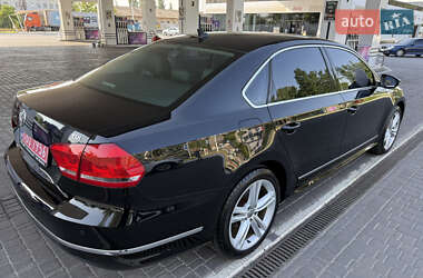 Седан Volkswagen Passat 2015 в 