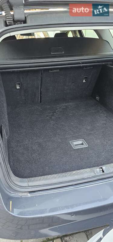 Универсал Volkswagen Passat 2012 в Киеве